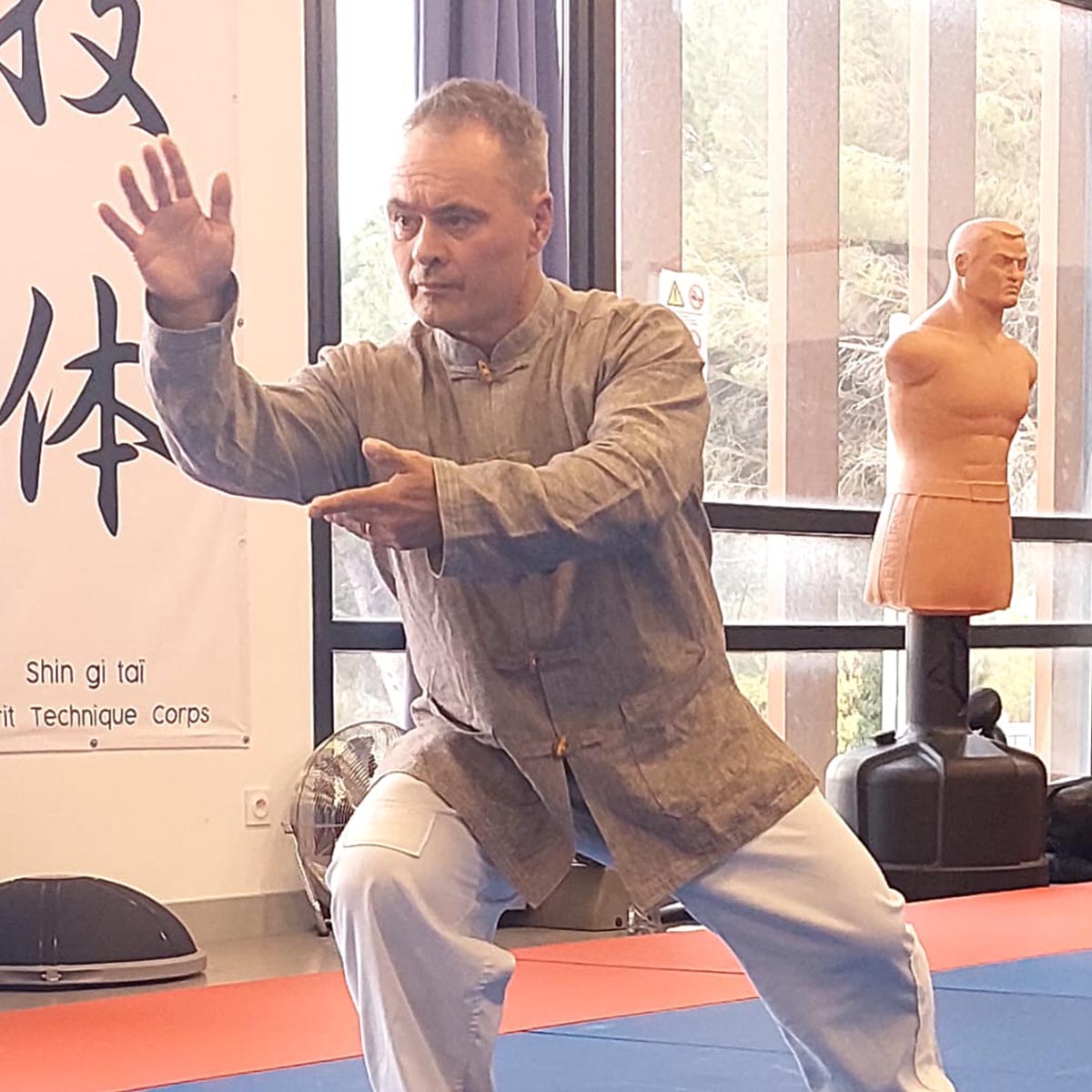 Olivier-ESTRUCH-professeur-tai-chi-chuan-ecla-auriol