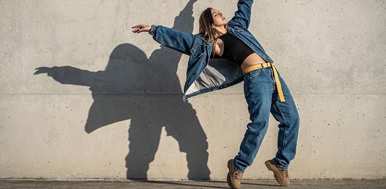 danse-contemporaine-urban-contempo-ECLA-Auriol-loisirs-activites-adultes-adolescents-danse